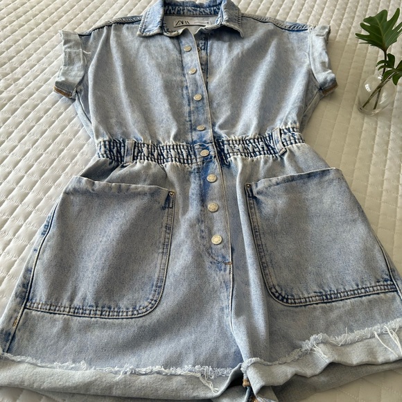 Denim romper - Picture 3 of 4